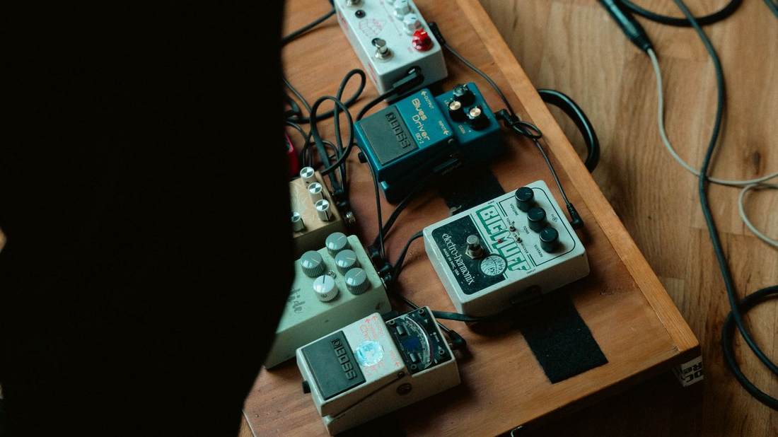 Multi-Effects or Individual Pedals: Which Fits Your Setup?